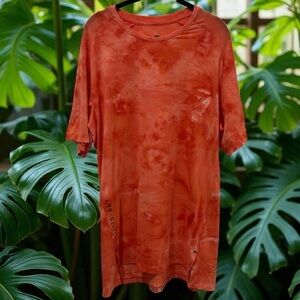 LuLuLemon DDWZ Orange Tie Dye Always Agile Short Sleeve Athletic Top Men's XL